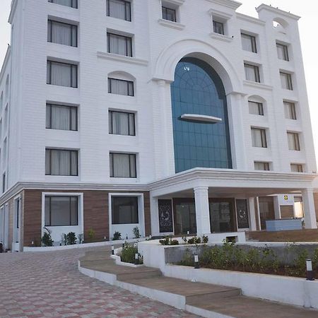 Cygnett Inn Dwārka Εξωτερικό φωτογραφία
